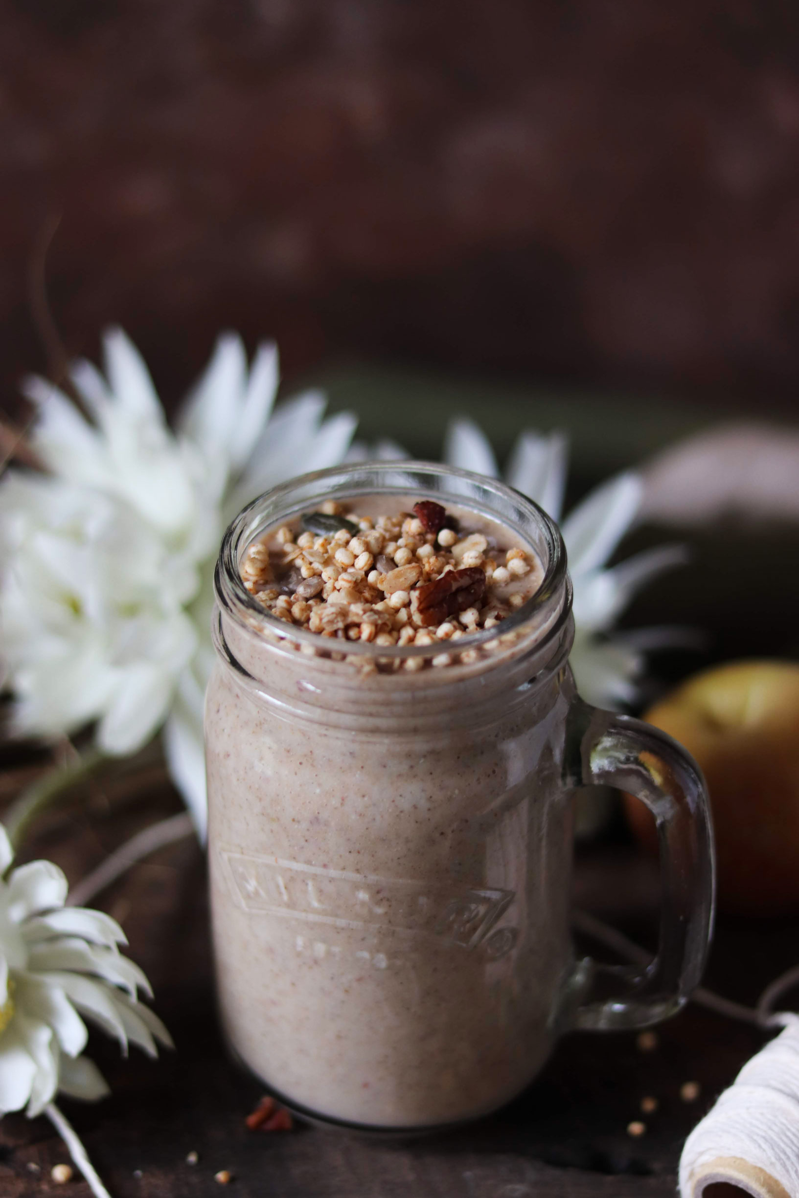 Apple and cinnamon smoothie