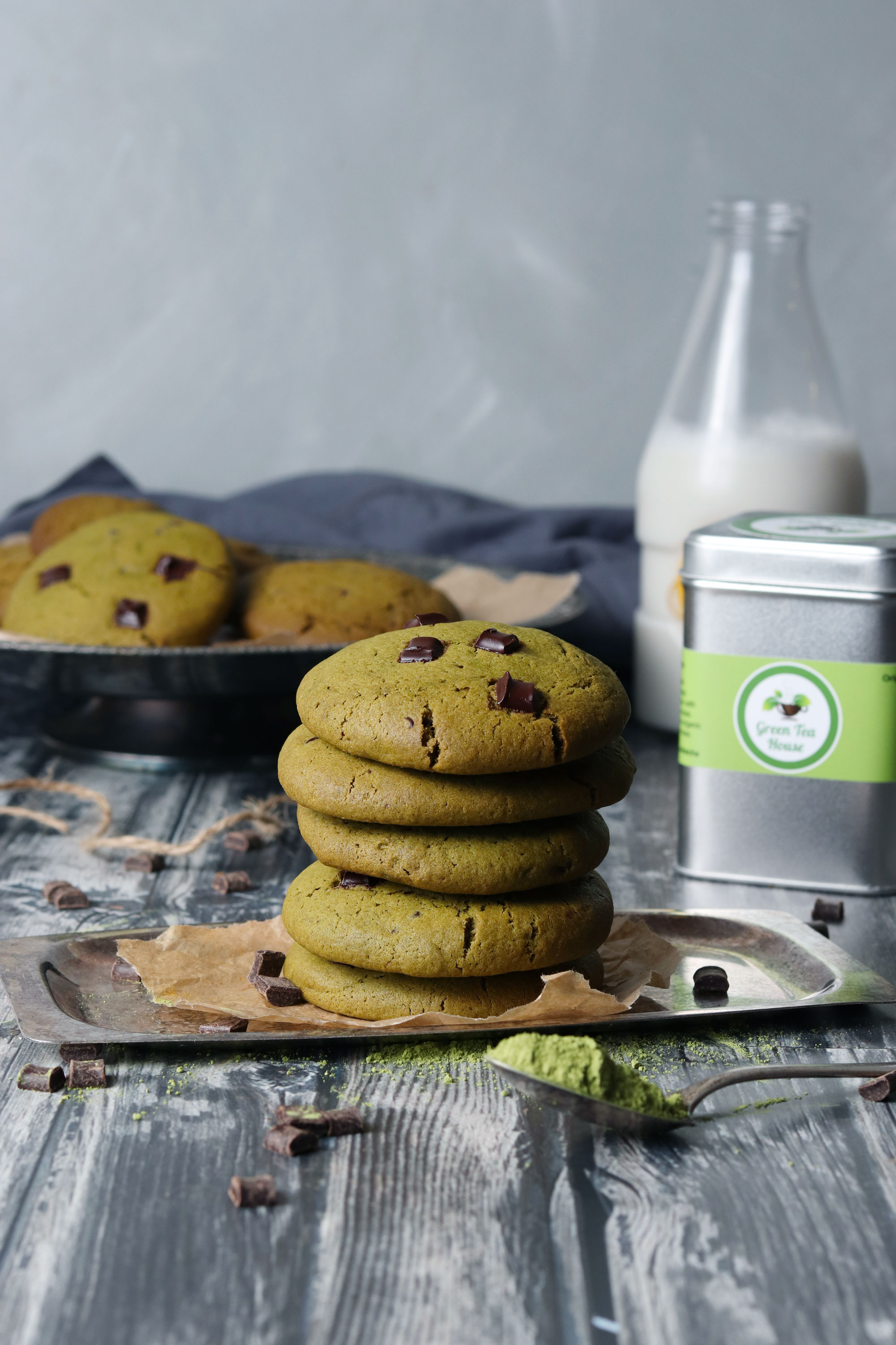 Matcha dark chocolate chip cookies