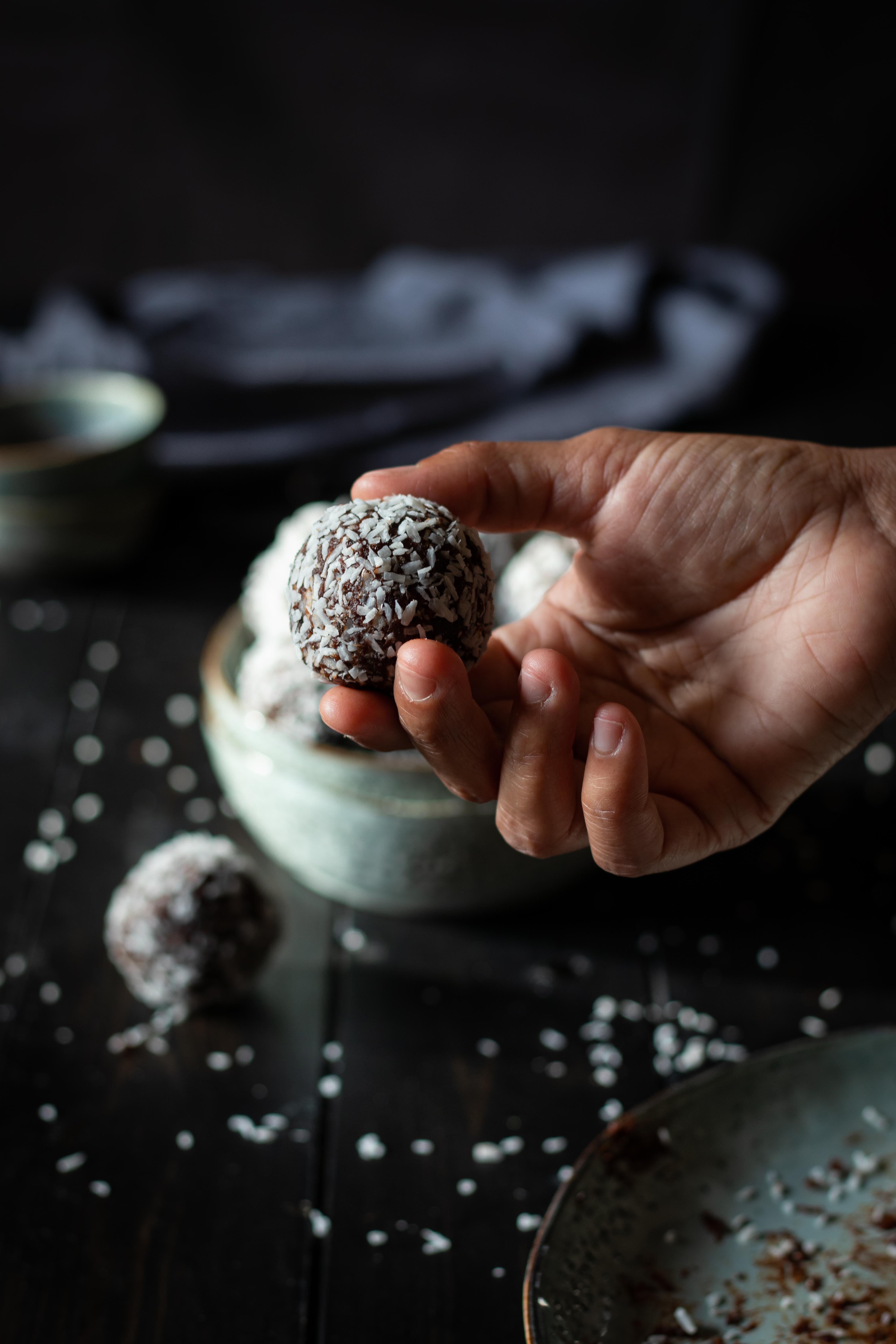 Raw energy balls 