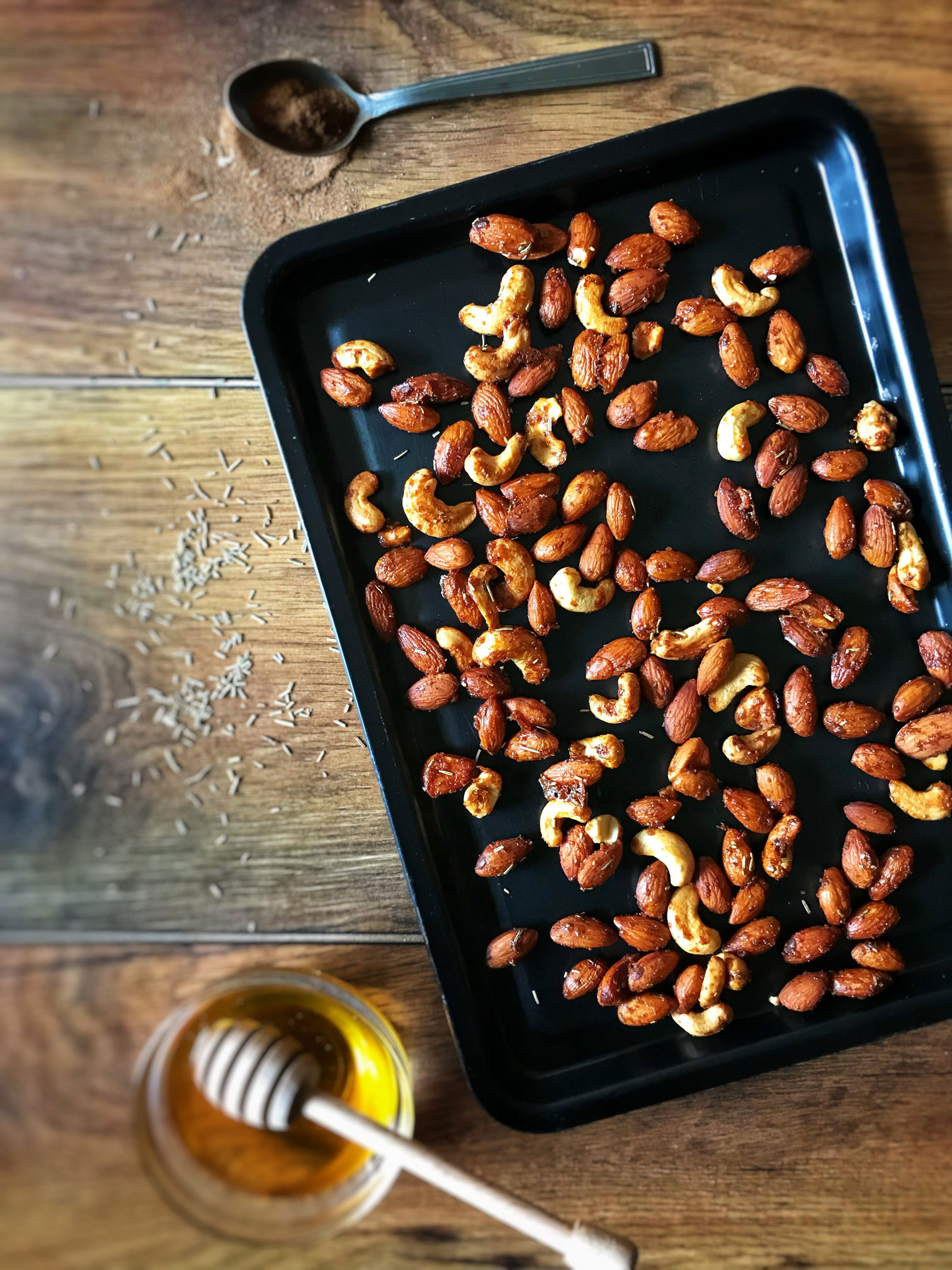 Cinnamon honey roasted nuts