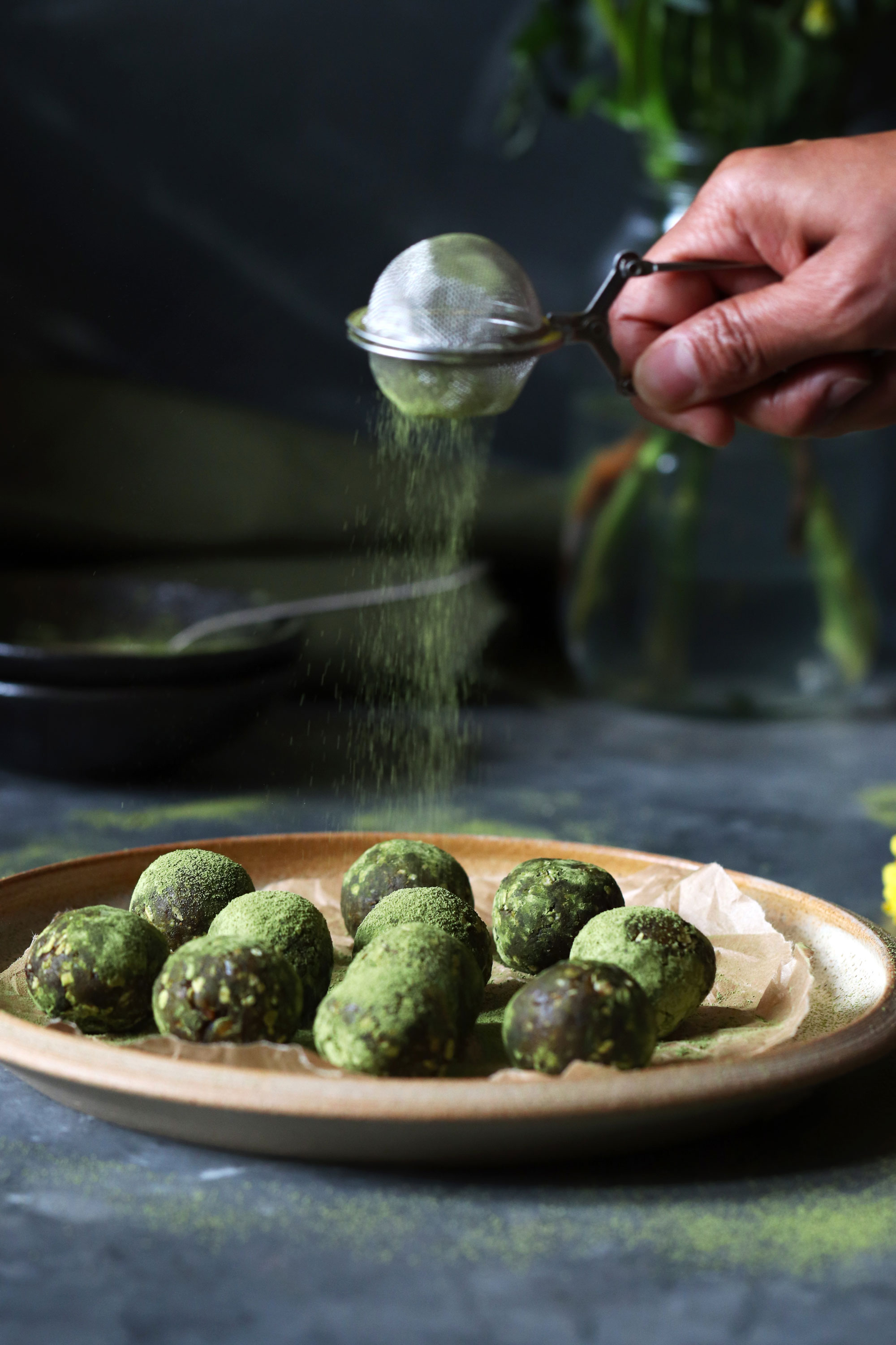 Matcha raw energy balls