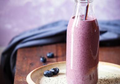 Banana and blueberry smoothie